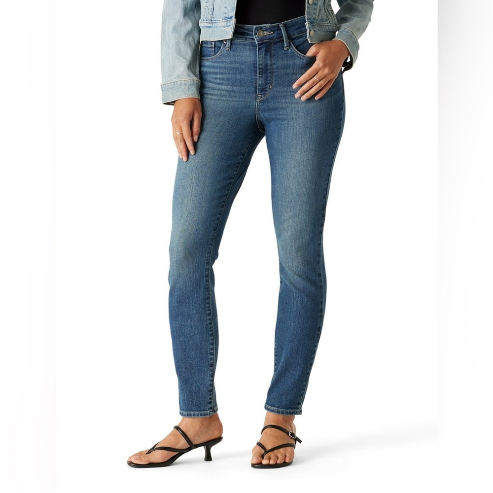 Levi’s Strauss Signature Mid Rise Indigo Skinny Jeans, Size 2, W 26 L28